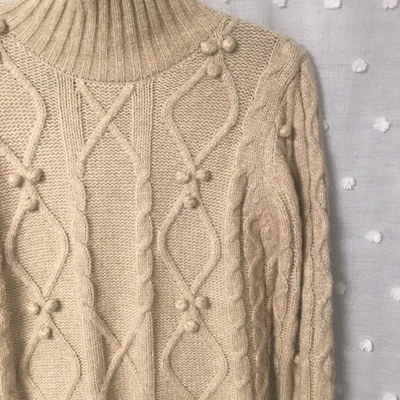 Knitted Pom Pom sweater - Picture 2 of 2